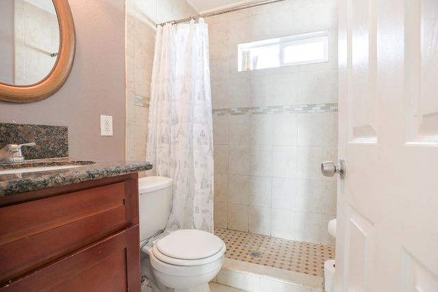 3704 Willow, Sacramento, CA 95838