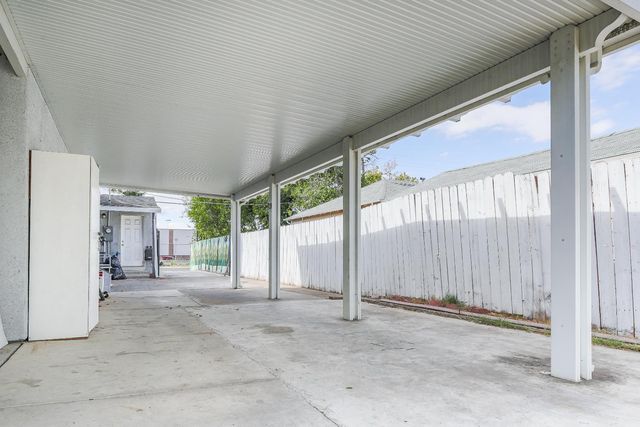 3704 Willow, Sacramento, CA 95838