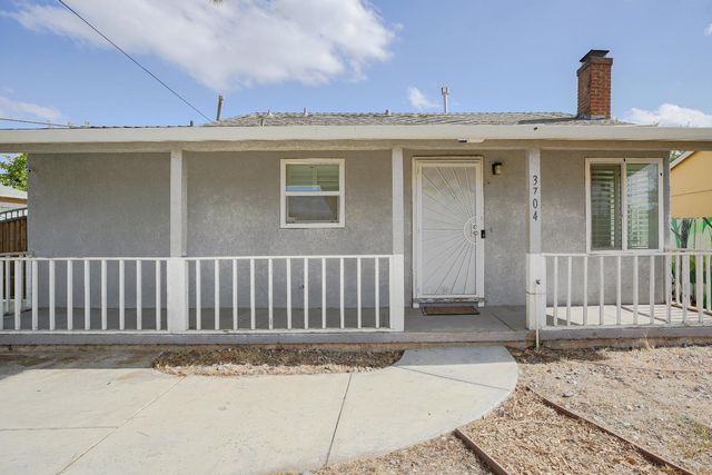 3704 Willow, Sacramento, CA 95838