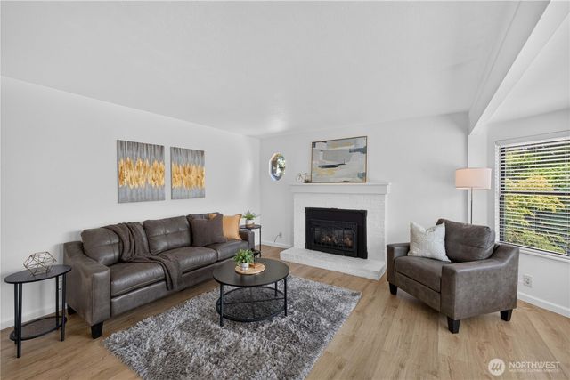 3310 SW 104th Street, Seattle, WA 98146