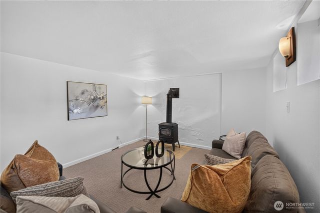 3310 SW 104th Street, Seattle, WA 98146