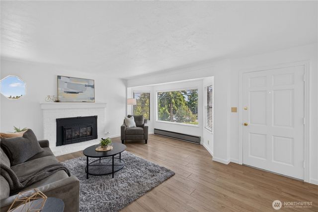 3310 SW 104th Street, Seattle, WA 98146
