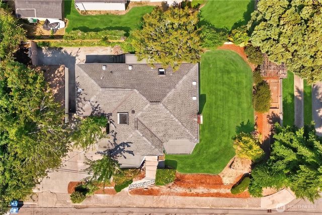 3310 SW 104th Street, Seattle, WA 98146