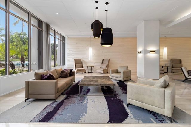 100 Bayview Drive 2014, Sunny Isles Beach, FL 33160