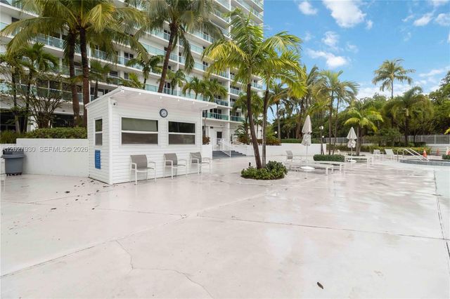 100 Bayview Drive 2014, Sunny Isles Beach, FL 33160