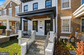 21 16TH ST SE, Washington, DC 20003