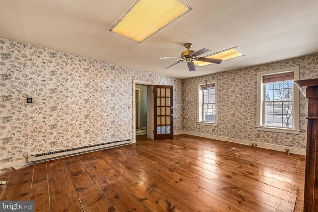 1421 N MAIN ST, Hampstead, MD 21074