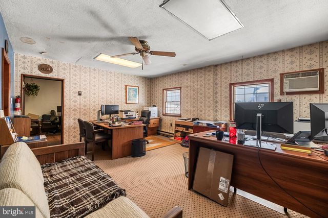 1421 N MAIN ST, Hampstead, MD 21074