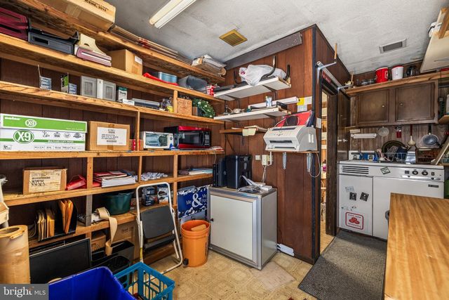 1421 N MAIN ST, Hampstead, MD 21074