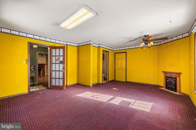 1421 N MAIN ST, Hampstead, MD 21074