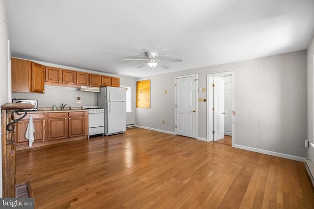 1421 N MAIN ST, Hampstead, MD 21074