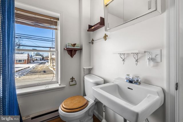 1421 N MAIN ST, Hampstead, MD 21074