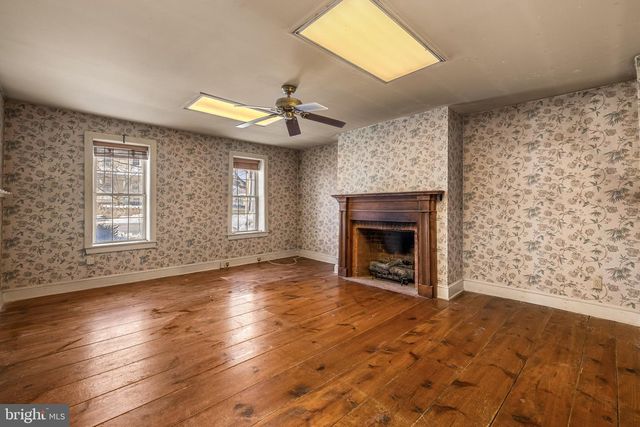 1421 N MAIN ST, Hampstead, MD 21074