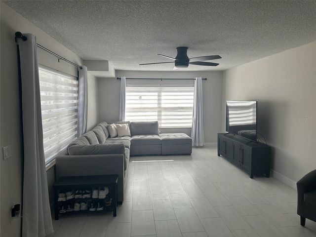 39 ESSEX COURT B, Royal Palm Beach, FL 33411