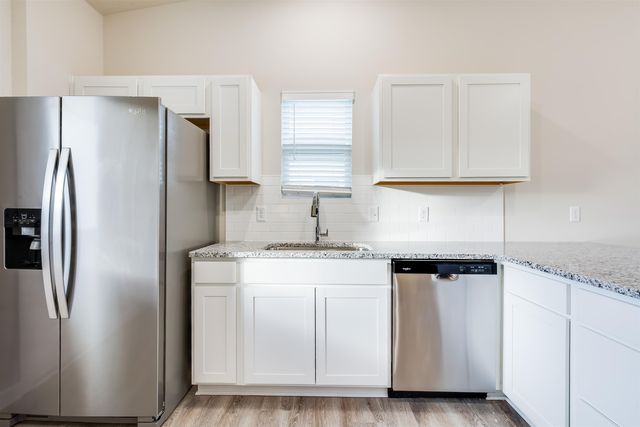1786 W Redbud Lane, Goddard, KS 67052