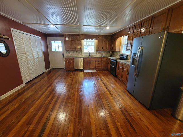 388 Welcome Falls Road, Eva, AL 35621