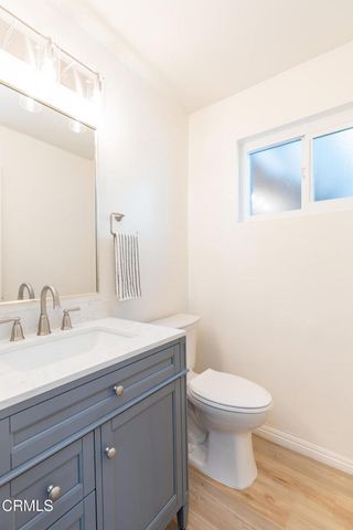 20224 Cohasset Street 9, Winnetka, CA 91306