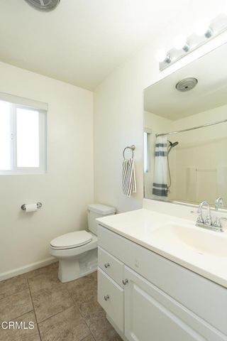20224 Cohasset Street 9, Winnetka, CA 91306