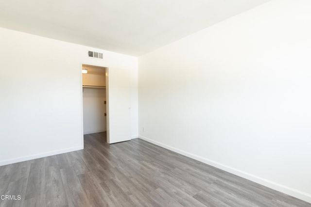 20224 Cohasset Street 9, Winnetka, CA 91306