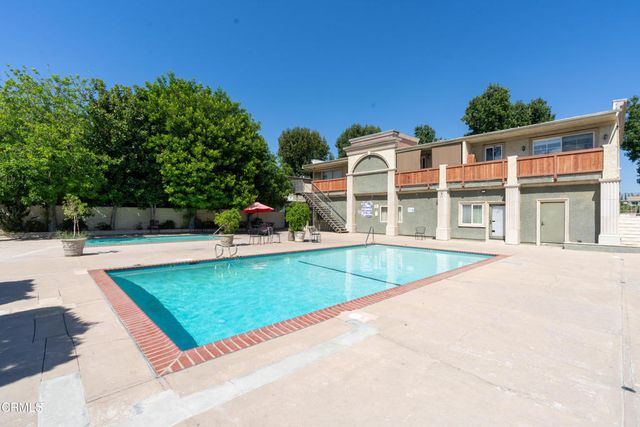 20224 Cohasset Street 9, Winnetka, CA 91306