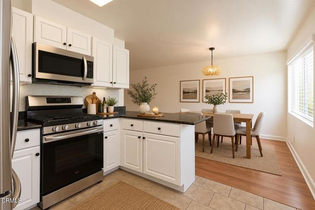 20224 Cohasset Street 9, Winnetka, CA 91306