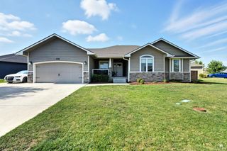 8781 S Kelliann Way, Manhattan, KS 66502