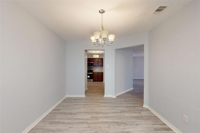 9877 Lace Flower Way, Conroe, TX 77385
