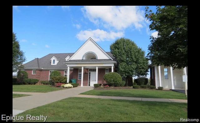 21370 Carlton Drive, Macomb, MI 48044