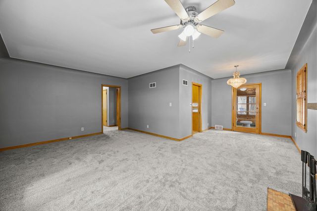 3446 Thomas Avenue N, Minneapolis, MN 55412