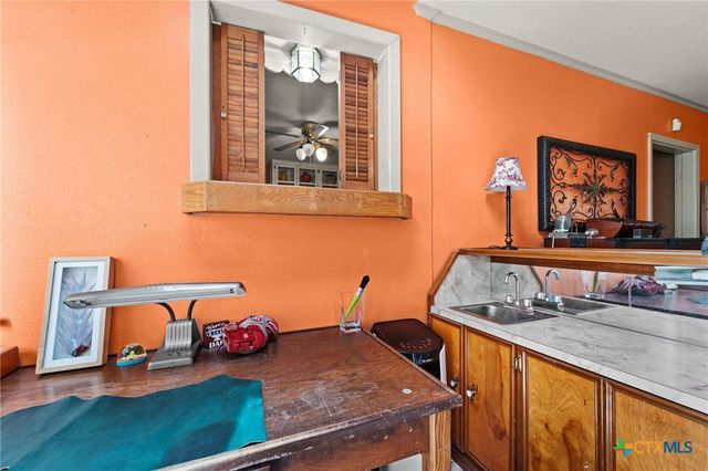 47 Sue Ann Drive, Lampasas, TX 76550