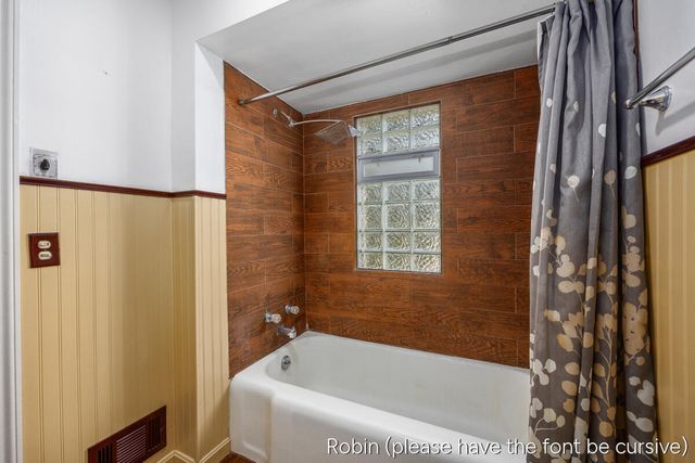 1363 Myrtle Street NW, Grand Rapids, MI 49504