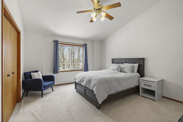 5121 Ridge Oak Drive, Madison, WI 53704