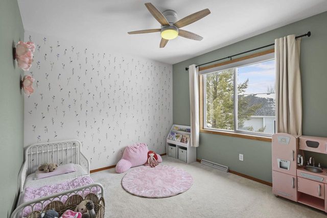 5121 Ridge Oak Drive, Madison, WI 53704