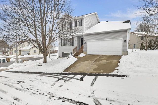 5121 Ridge Oak Drive, Madison, WI 53704