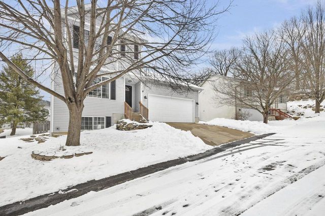 5121 Ridge Oak Drive, Madison, WI 53704