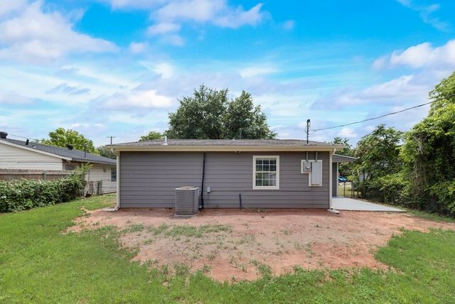 629 Terry Road, Hurst, TX 76053