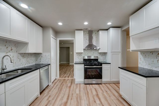 629 Terry Road, Hurst, TX 76053