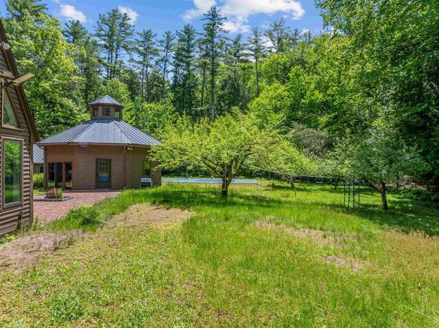 47 Forest Pond Road, New Hampton, NH 03256