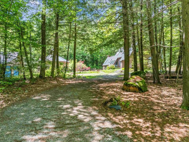 47 Forest Pond Road, New Hampton, NH 03256