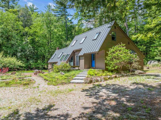 47 Forest Pond Road, New Hampton, NH 03256