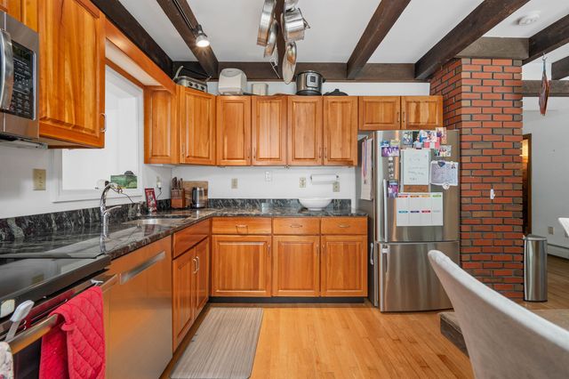 47 Forest Pond Road, New Hampton, NH 03256