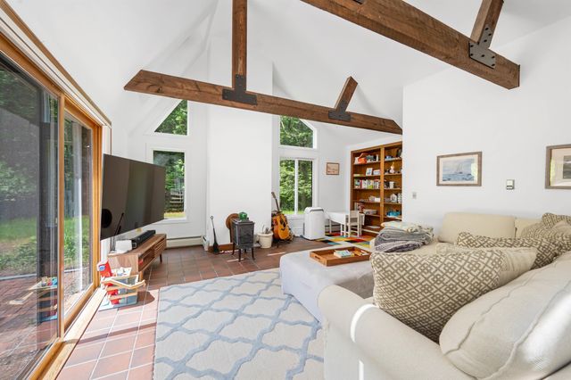 47 Forest Pond Road, New Hampton, NH 03256