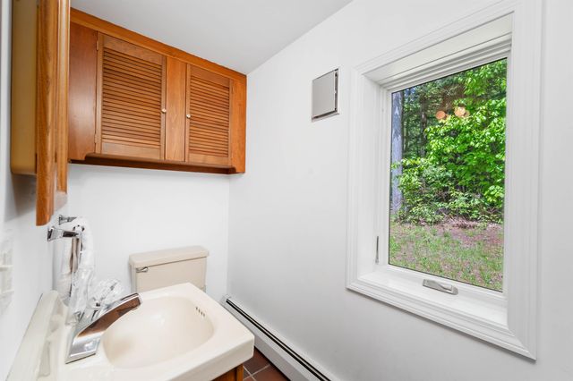 47 Forest Pond Road, New Hampton, NH 03256