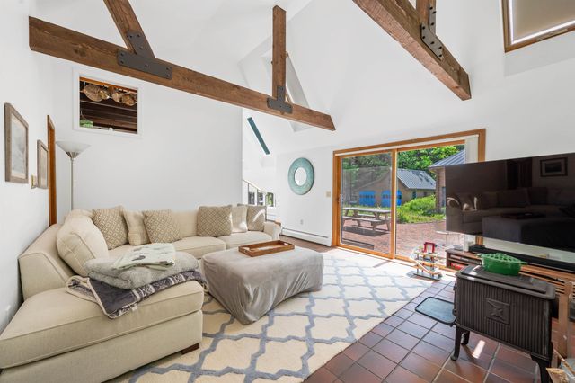 47 Forest Pond Road, New Hampton, NH 03256