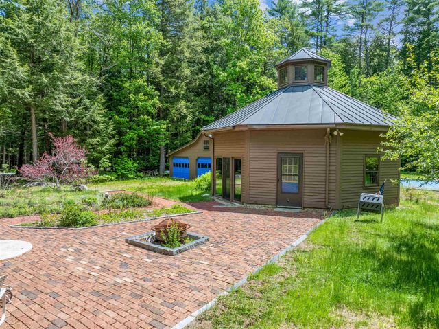 47 Forest Pond Road, New Hampton, NH 03256