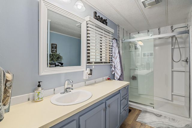 1113 Lee Roze Lane, Grants Pass, OR 97527