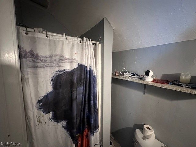 3803 Cress Road, Cleveland, OH 44111