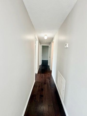 3460 Hermitage Drive, Hopkinsville, KY 42240