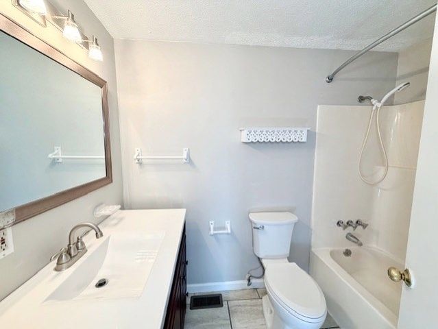 3460 Hermitage Drive, Hopkinsville, KY 42240