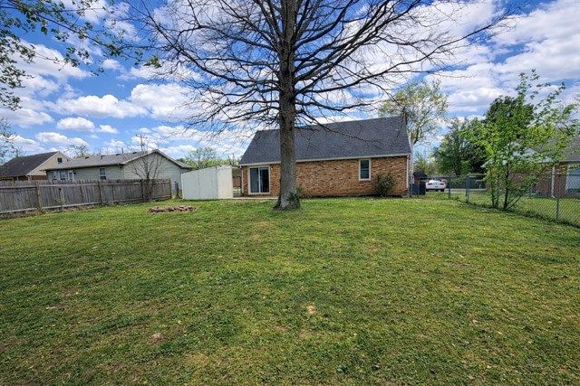 3460 Hermitage Drive, Hopkinsville, KY 42240